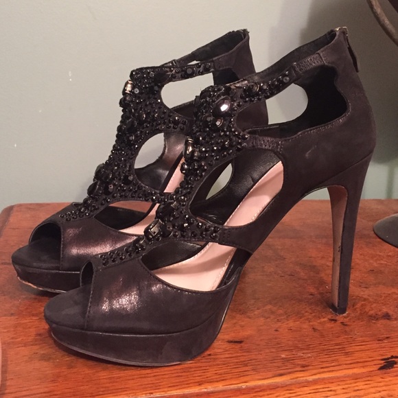 Vince Camuto glitz suede pumps - Picture 4 of 8